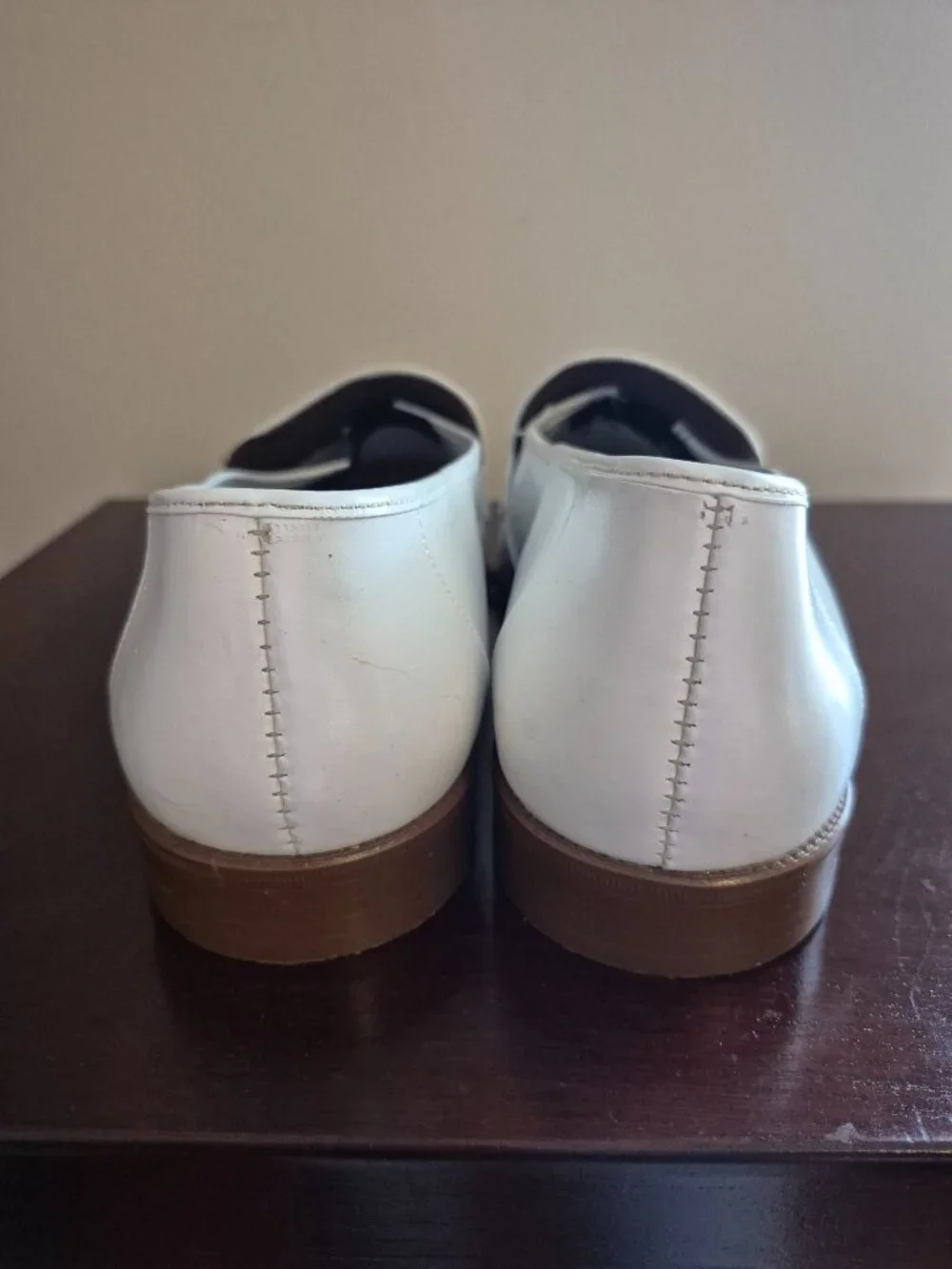 Vintage White Tassel Loafers sz 10.5
